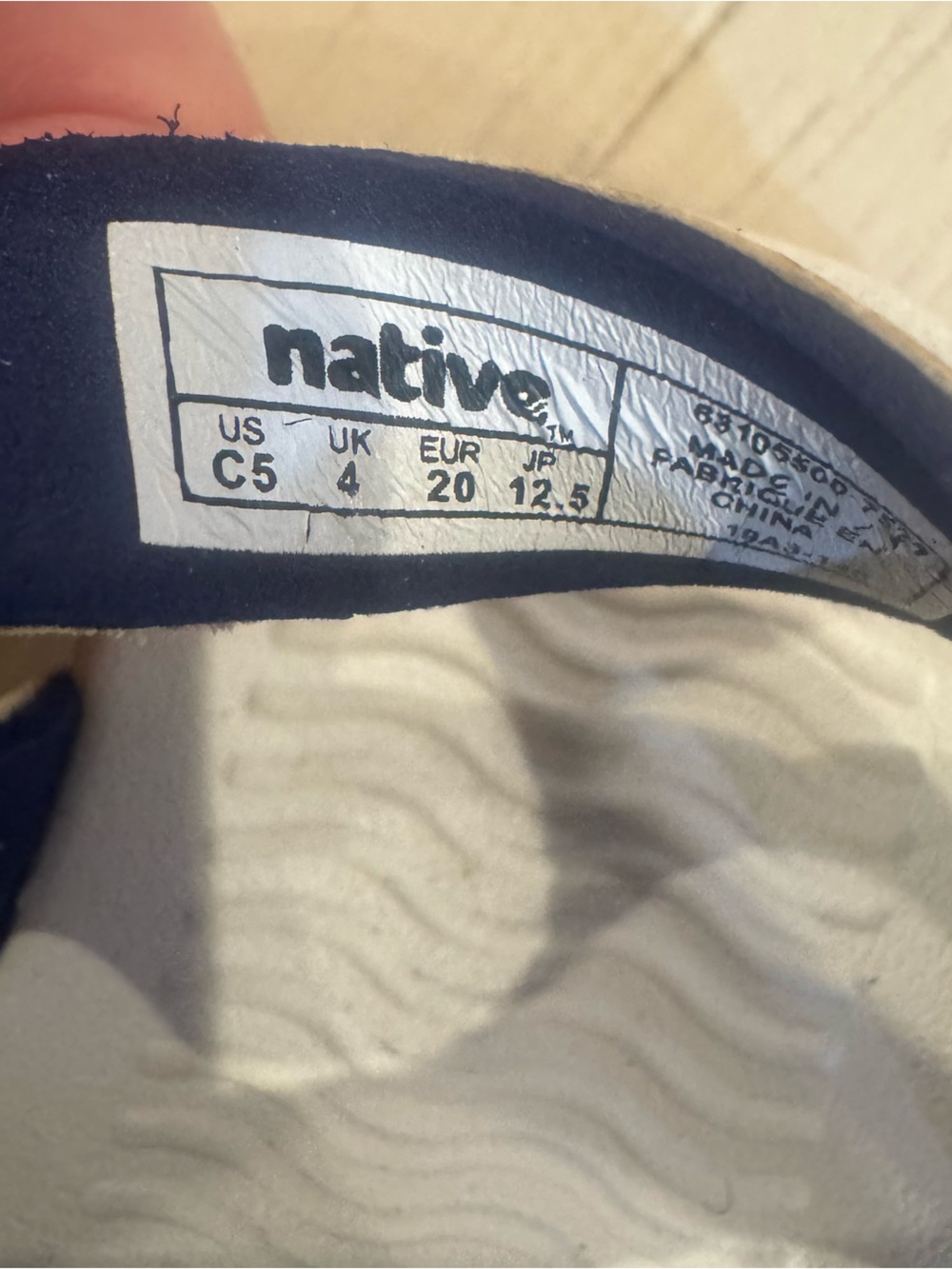 Native Toddler 5T Yellow and Blue Velcro Charley Sandals Size C5 - Picture 6 of 6